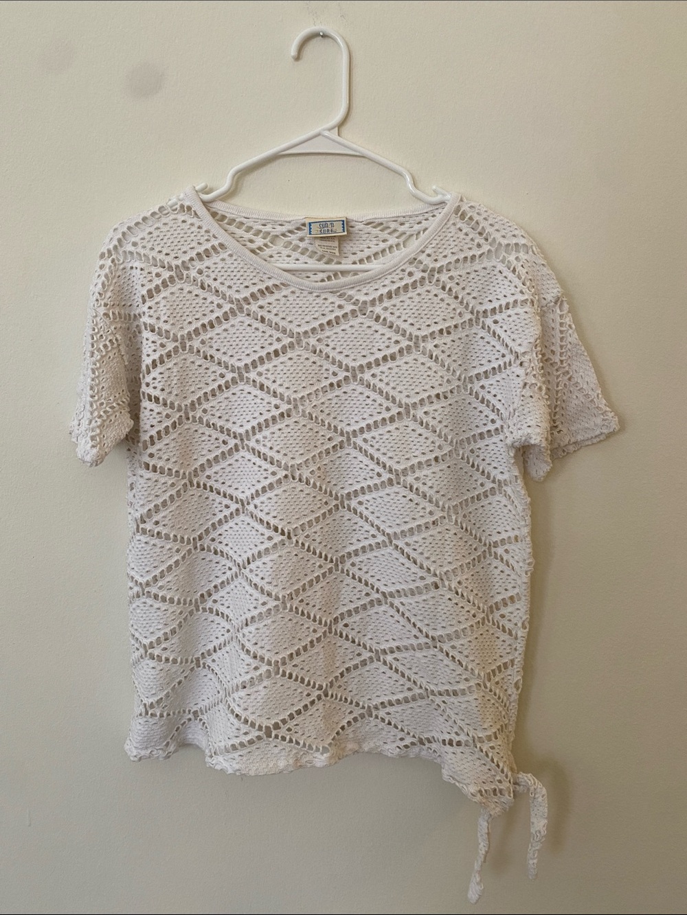 100% Cotton VTG Sun N’ Surf White Crochet Beach Shirt with Side Tie OS